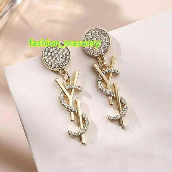 

fashion women designer earrings ear stud brand 18k gold plated designers geometry letters crystal earring wedding party jewerlry classic sty, Golden;silver