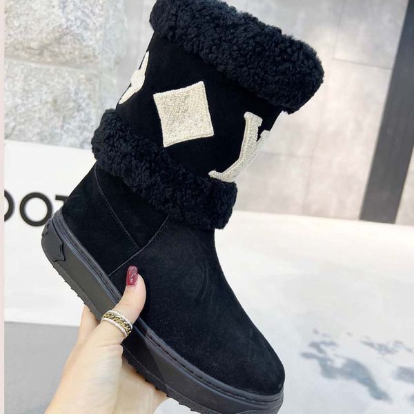 

designer boots letter lamb hair short boots thickened snow boots women's new fashionable short boots non slip and warm cotton shoes, Black