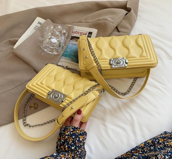 

jelly 2021 female bag new embossed small square lock net girl red chain fashion messenger summer tide hxxus3920113