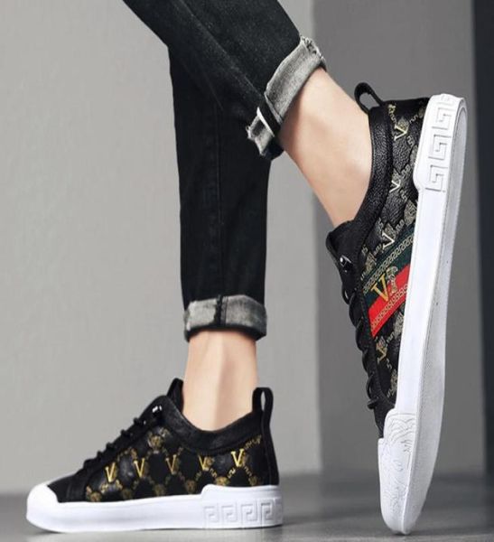 

2022 mesh fashion running shoes women men mens soft fall athletic breathable chaussures sports shoes lightweight6225035