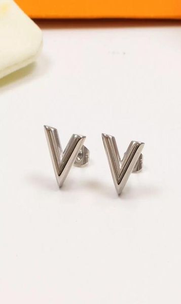

luxury designer letter v earring stud women stainless steel couple charm gold earring fashion jewelry gifts for woman3816717, Golden;silver