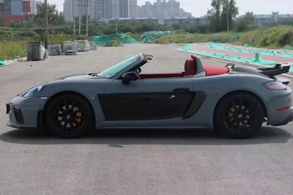 

upgrade front face to porsche718 to gt4