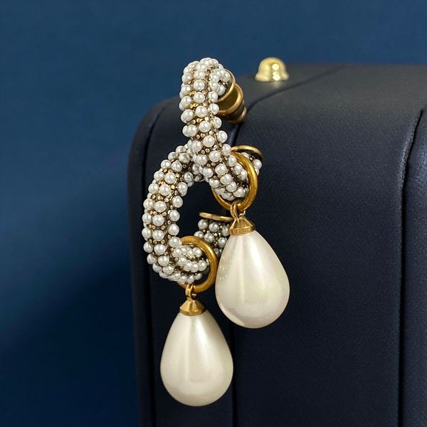 

vintage style 18k brass material earrings,teardrop pearls c-shaped earrings female, Silver