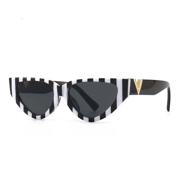 

2023 narrow catwalk zebra sunglasses women's fashion street cat's eye dvzl, White;black