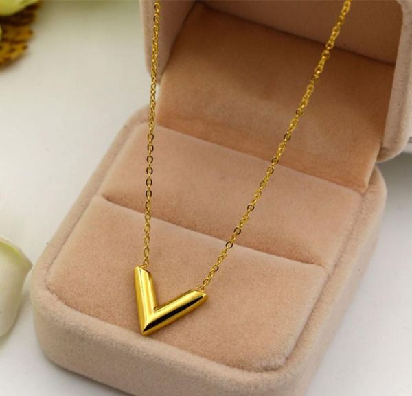 

classic brand jewelry rose goldcolor short triangle v shape letter pendant necklaces women statement chokers k00225405231, Silver