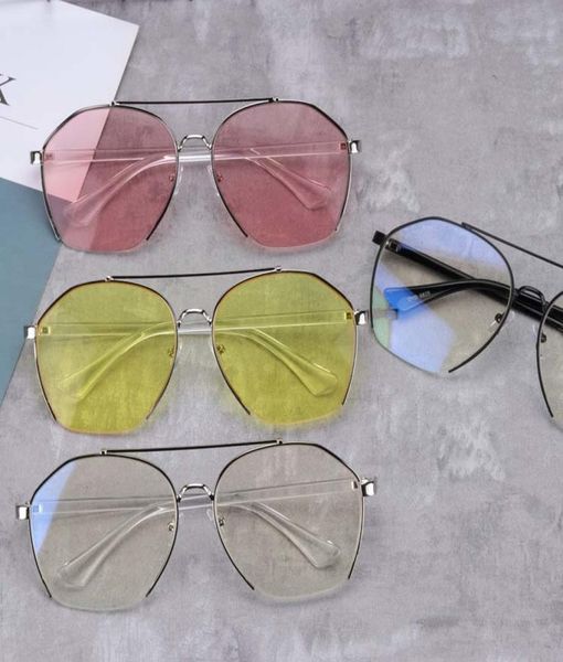 

qi wei huang zitao same korean version of the transparent for men and women personality big frame ins net red sunglasses3013616, White;black