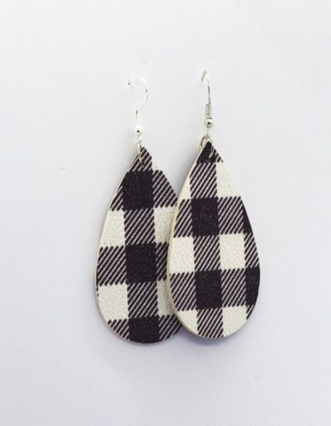 

30pairlot new bohemian fashion jewelry simple pendant drop earrings for women glitter tear leather earrings 36 colour2680895, Silver