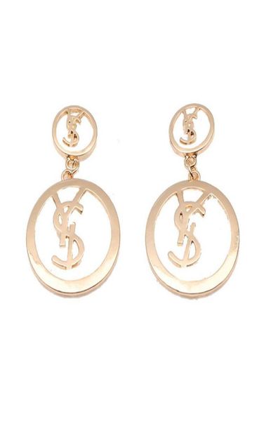 

designers womens brand designer letters earrings stud ear cuff women elegance temperament simple ladies wedding party jewelry acce4843408, Golden;silver