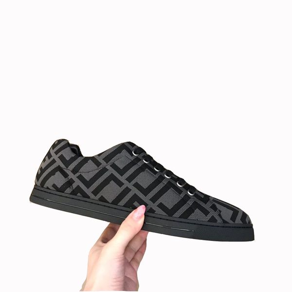 

2023 designer casual shoes low for men sneakers patent leather black white blue camouflage skateboarding jogging sports star trainers002