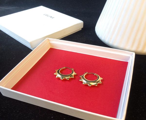 

ladies fashion designer earrings simple and versatile temperament dating earrings autumn new design unique retro stud earrings3944547, Golden