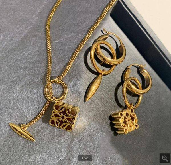 

new designed fashion dangle asymmetric women039s retro earrings 18k gold plated tassel temperament ear stud hoop ladies designe5205622, Silver