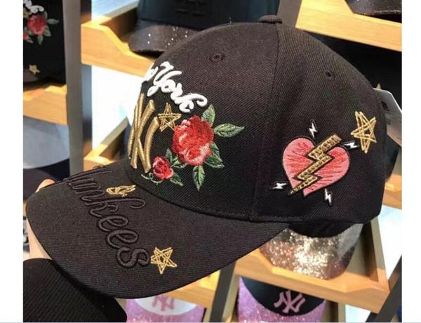 

korean version of the embroidery rose curved skull baseball cap fashion letters cap couple hip hop sun hat3586635, Blue;gray