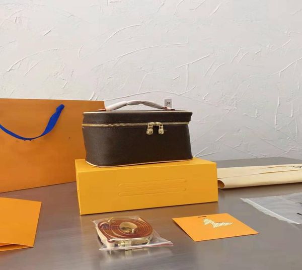 

designers makeup bag women high qulity old flower make up pouch fashion luxurys cosmetic handbag shoulder bags5329329