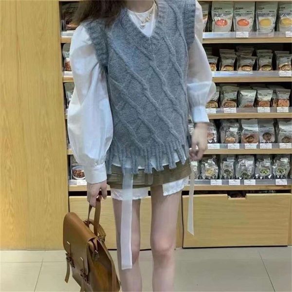 

design sense niche v neck knitted vest early autumn worn out tassels rhombus plaid grey sweater for women, Black;white