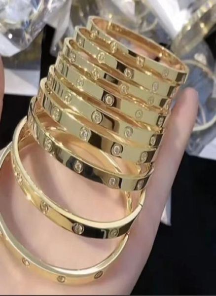 

titanium steel fashion golden bangle semioval buckle diamond net red simple luxury designer bracelet women3747042, Black