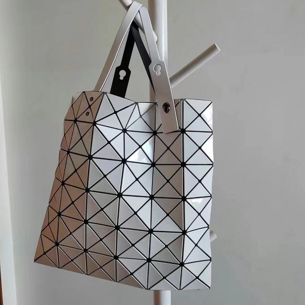 

designer bag, shoulder bag, beach bag, fashionable geometric stitching tote bag iss
