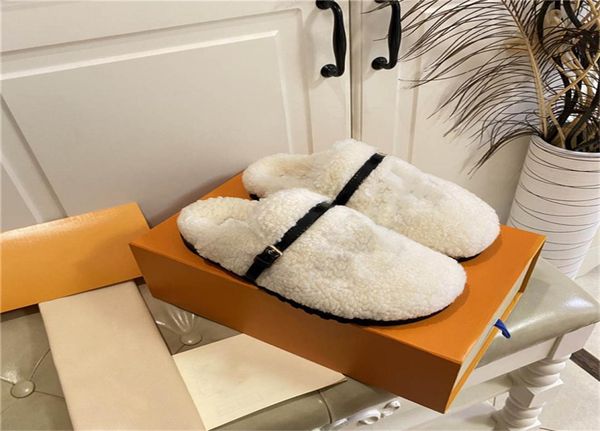 

luxury designer winterbreak flat slippers comfort boots mule shearling covered footbed and treaded rubber outsole wool slippers sn2427815, Black
