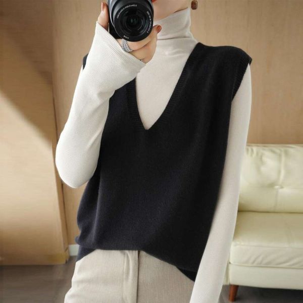 

early autumn loose womens vests big v neck wool knitted sleeveless vest korean pure color age reducing casual top, Black;white