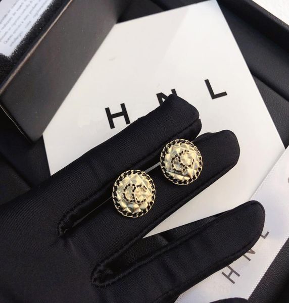 

luxury design round black earrings charm women style earrings exquisite premium jewelry accessories selected family couple gif6701027, Golden