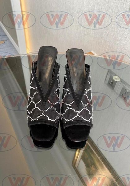 

2022 luxury fashion women039s slingback slippers slieds sandals slingback shoes presented black mesh with crystals sparklin6737719
