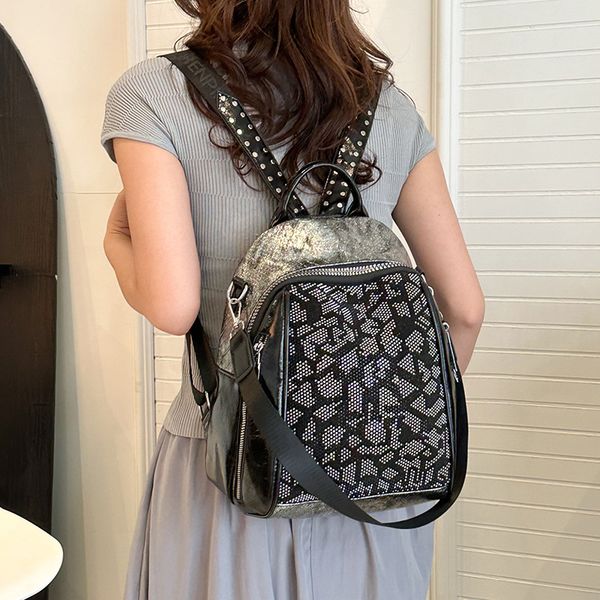 

Fashionable women shoulder bag 2 colors daily Joker snake handbag multifunctional punk rivet backpack soft glossy leather travel backpacks factory wholesale, Black