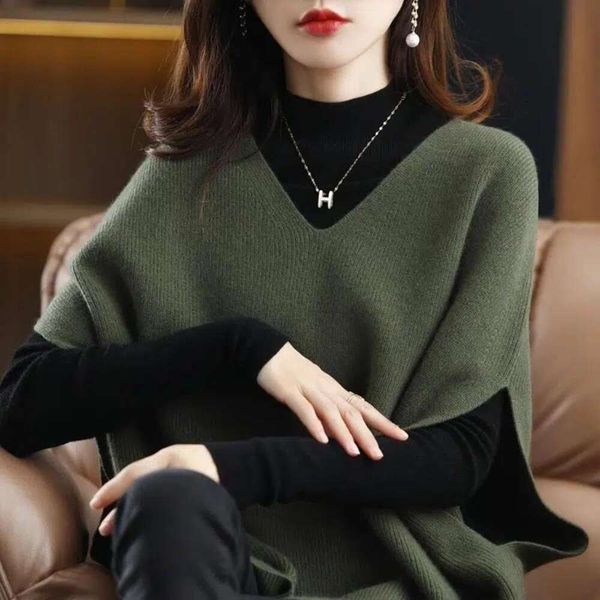 

spring and autumn knitted vest womens bat shirt v neck pure color loose lazy wind wear mace, Black;white