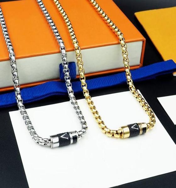 

europe america fashion jewelry sets men women lady gold silvercolour hardware engraved v letter wrap leather chain necklace brace7167161, Silver