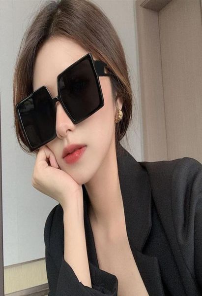 

full frame sunglasses designer fashion eyeglasses for mens womens driving goggle summer holiday beach casual luxurys adumbral9796821, White;black
