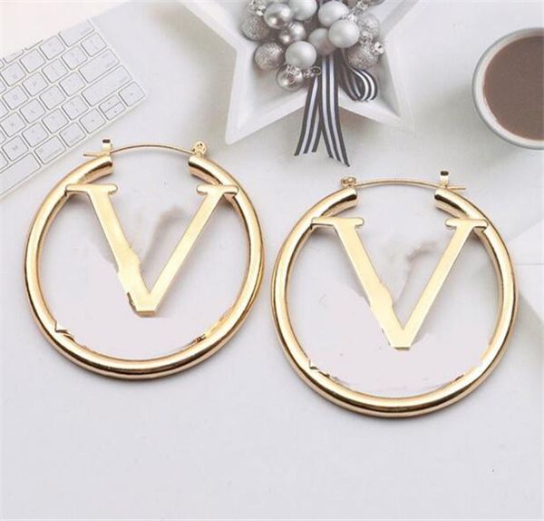

new style women hoops earrings fashion womens big circle simple earring jewelry luxurys designer hollow out earrings letter stud e9225537, Golden;silver