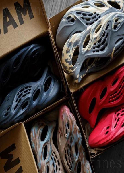 

2022 sandals slides runner slippers sandals sneakers shoes graffiti bone white resin desert sand rubber summer designer beach7101695, Black