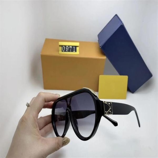 

2023 new luxury round sunglasses classic pilot sunglasses 0971 designer brand fashion mens womens sun glasses eyewear 308f, White;black