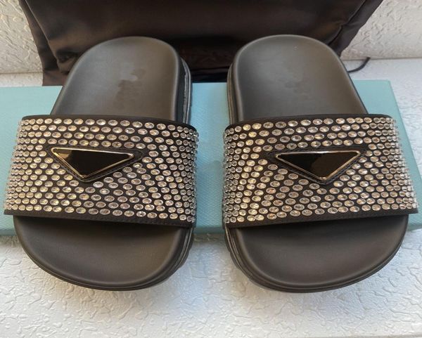 

italian diamond women039s slippers fashionable color letters anti slip black and white sandals girls039 slippers size 359279104