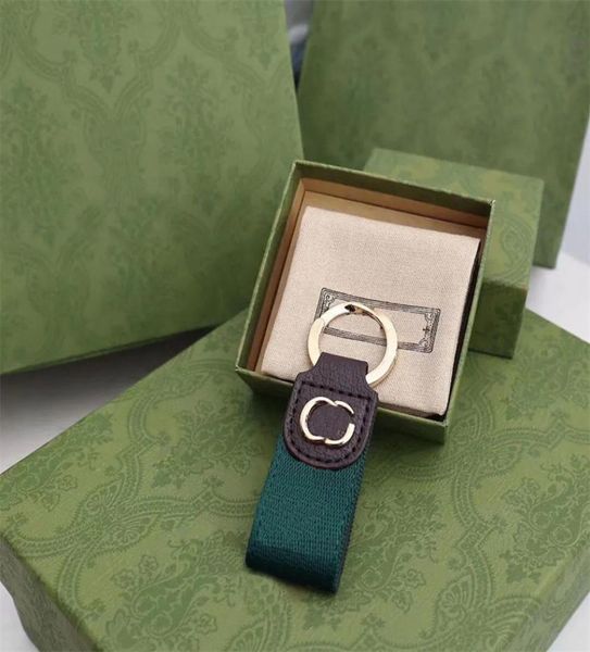 

fashion keychain men designer car key chain bags classic letter keychains luxury handmade gold key buckle womens leather keychain 3467840, Silver
