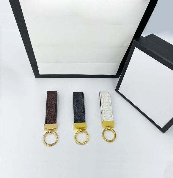 fashion 2022 keychain brand designer key chain mens luxury car keyring womens buckle keychains handmade leather men women bags pen6923690, Silver