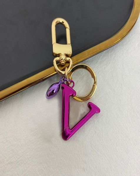 

trendy luxury designer keychain genuine leather rope 6 colors classic keychains colour block letter keys buckle mens womens bag pe8523019, Silver