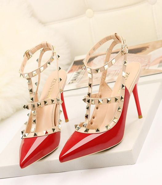 

2019 spring summer thin heels pointed rivets high heels fine with shallow mouth shoes baotou sandals1548979, Black