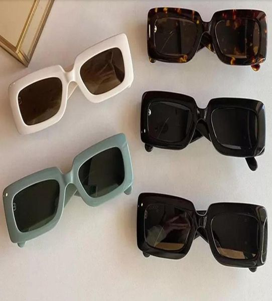 

luxury sunglasses 0811s black rectangular frames gray gradient lens 53mm fashion sunglasses woman goggle beach sun glasses uv400 o6806078, White;black