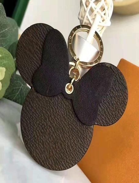 

letter keychain hanging car key accessories leather buckle gold plated copper metal with box9097167, Silver