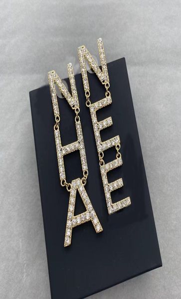 

2022 new dangle earrings luxury brand designer fashion diamond letter wedding party valentine039s day christmas gift excellent 4331462, Silver