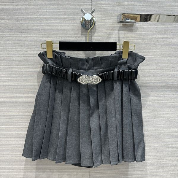 

womens summer designer shorts fashion loose 23ss soft comfortable suits womens streetwear clothing quick drying letters printed pants street, White;black