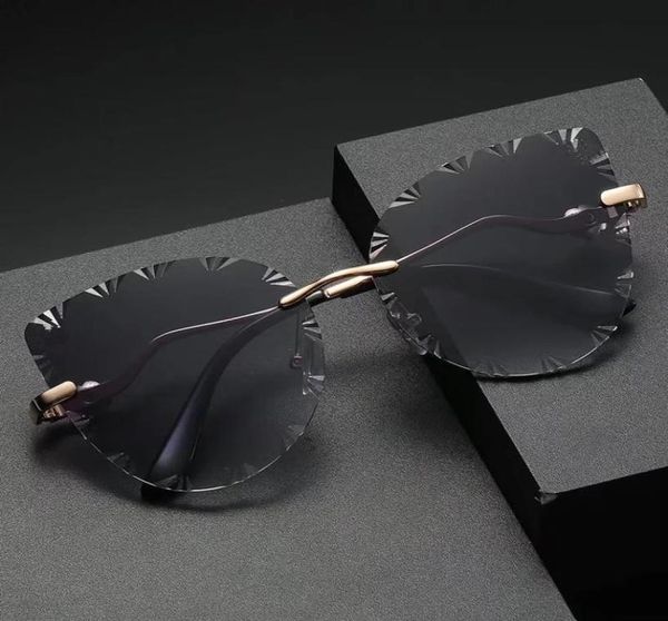 

2023 luxury designer men classic brand retro women sunglasses eyewear rays bands metal frame designers sun glasses women19594156883, White;black