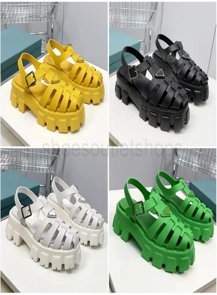 

women designer sandals rubber sandal fashion platform slides triangle metal slippers retro beach loafers round toe sandal7353098, Black