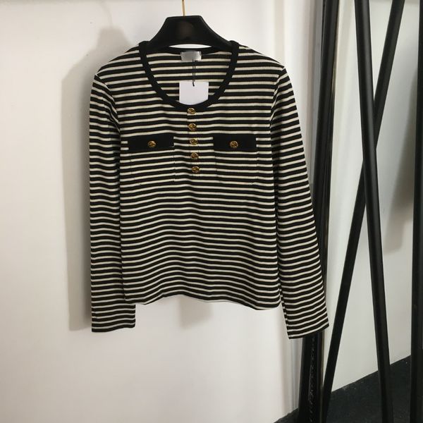 

button decorated double pocket long sleeved striped pullover with a base coat, off white, black,
