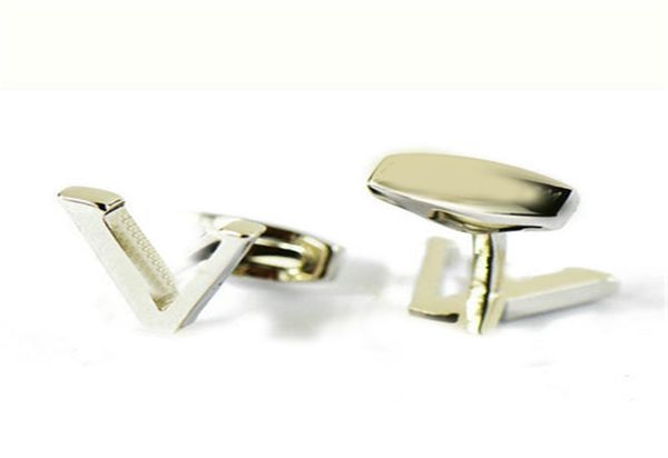 

luxury designers cuff link fashion jewelry men classic letters cuff links shirt accessories wedding gifts cufflinks3666752, Silver
