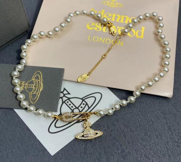 

18k gold plated brass copper necklace fashion women designer necklaces choker vwletter pendant chain crystal pearl statement wedd5127761, Silver