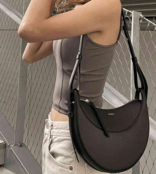 

2021 new number ten half moon armpit edition single shoulder messenger saddle women's bag4494176