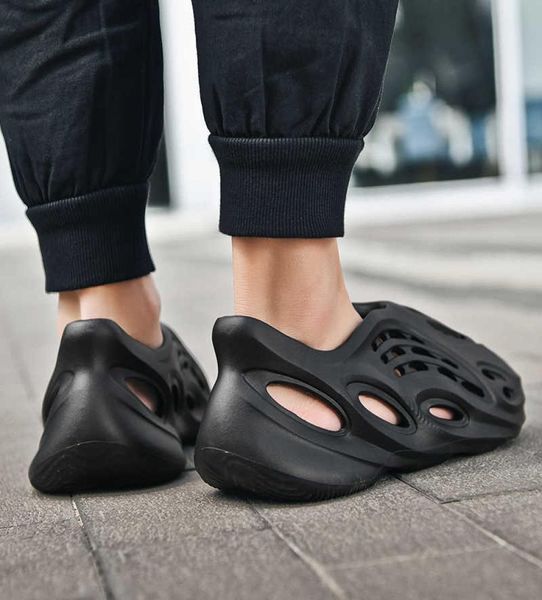 

sandals arrival cool summer men's hole slip on breathable clogs fashion beach shoes runner plus size 35-48 mx2006172703081, Black