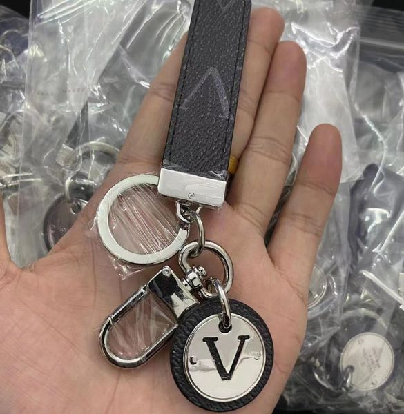 

trendy luxury designer keychain genuine leather rope classic keychains colour block letter keys buckle mens womens bag pendant9580956, Silver