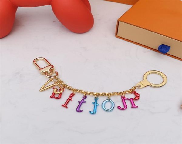 

fashion colorful luxury designer keychain letter pendant bag buckle keychains for mens womens keys buckle multipurpose chain4882858, Silver