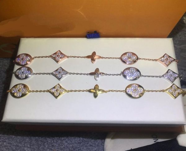 

2022 new five flowers full diamond bracelet titanium steel gold plated bracelet female gypsophila exquisite gift6494747, Golden;silver